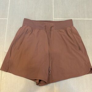 Lulu license to train short